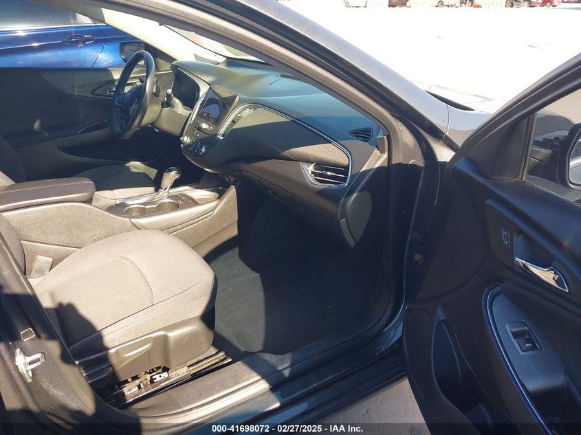2017 CHEVROLET MALIBU VIN: 1G1ZE5ST8HF252738