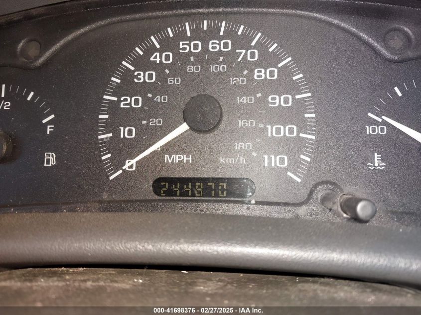 2000 Chevrolet Cavalier VIN: 1G1JC5249Y7336363 Lot: 41698376