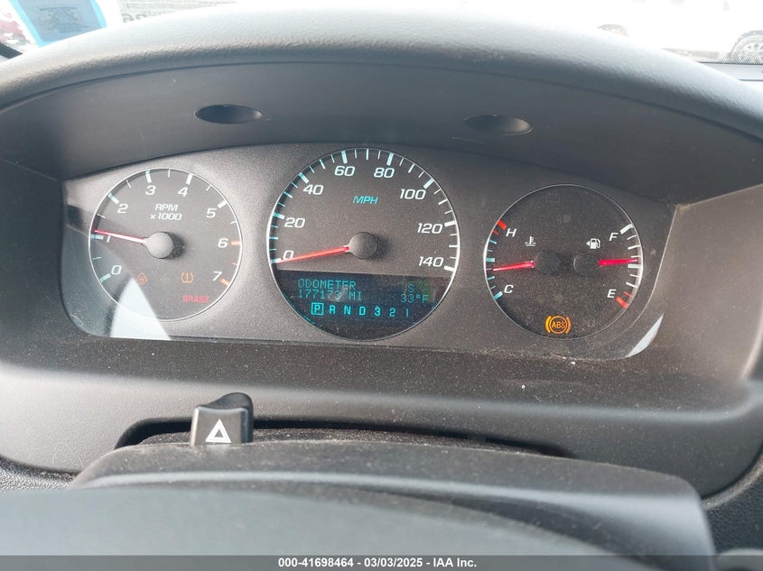 2011 CHEVROLET IMPALA VIN: 2G1WB5EK6B1183738