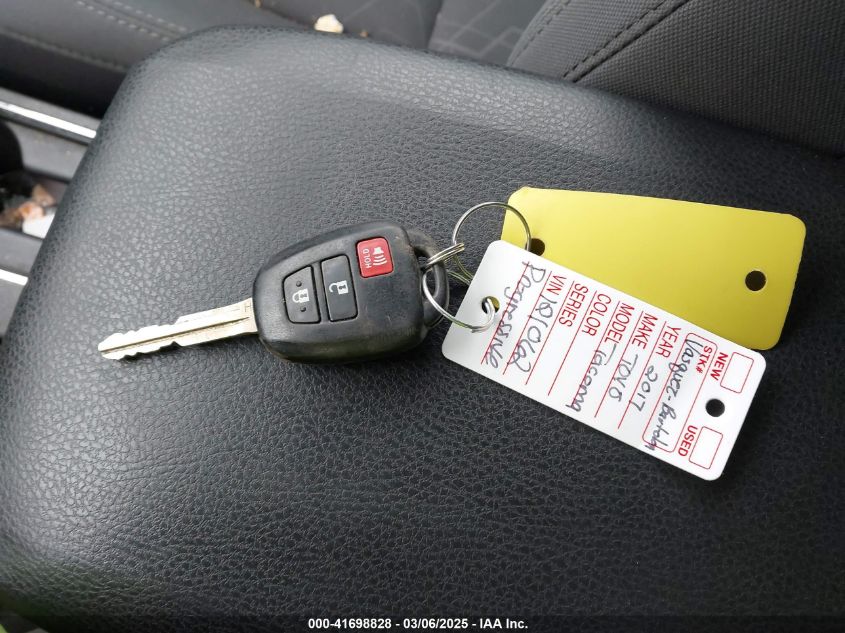 2017 Toyota Tacoma Trd Off Road VIN: 5TFCZ5AN4HX11245 Lot: 41698828