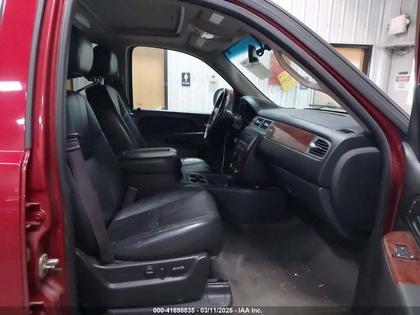 2013 CHEVROLET SUBURBAN 1500 VIN: 1GNSKJE76DR222890