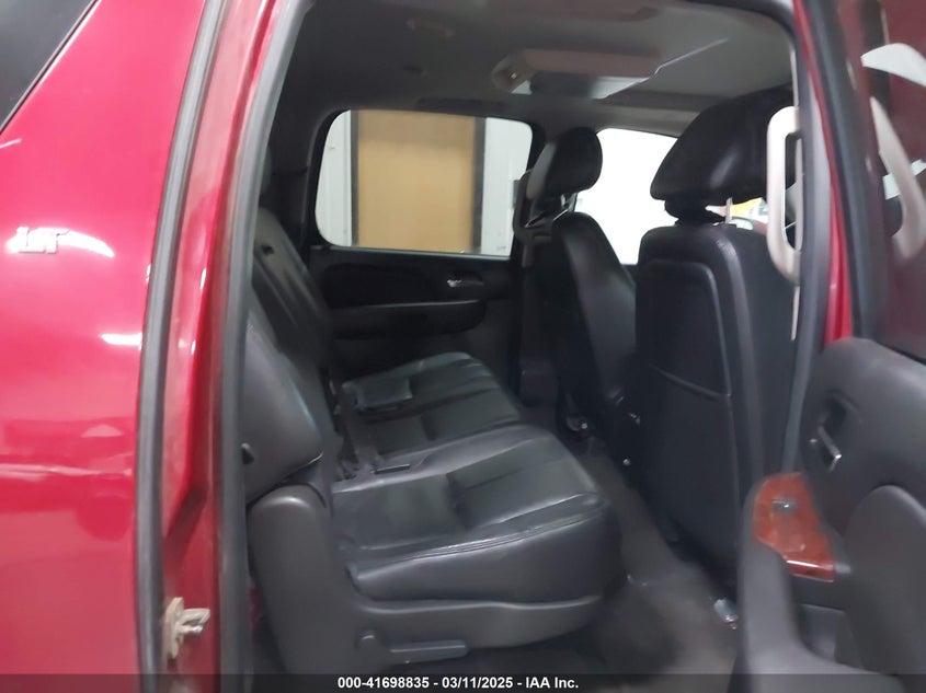 2013 CHEVROLET SUBURBAN 1500 VIN: 1GNSKJE76DR222890