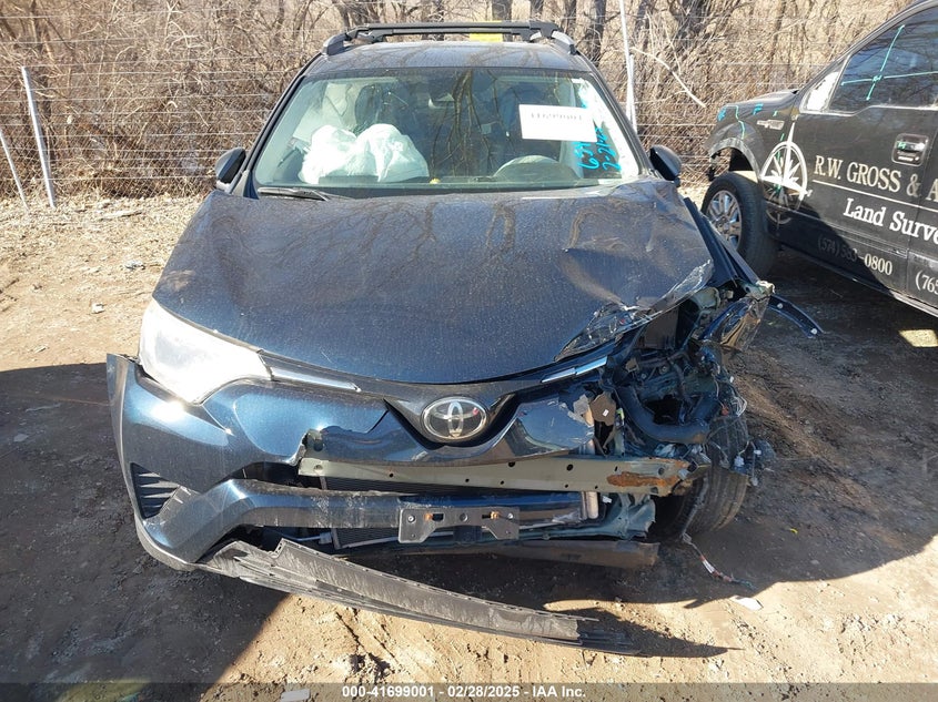 2018 TOYOTA RAV4 LE - 2T3ZFREVXJW501361