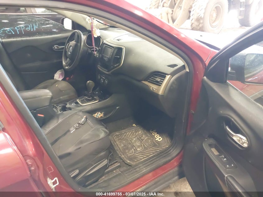 2015 JEEP CHEROKEE VIN: 1C4PJMAB1FW708816