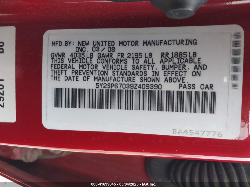 2009 Pontiac Vibe VIN: 5Y2SP67039Z409390 Lot: 41699845