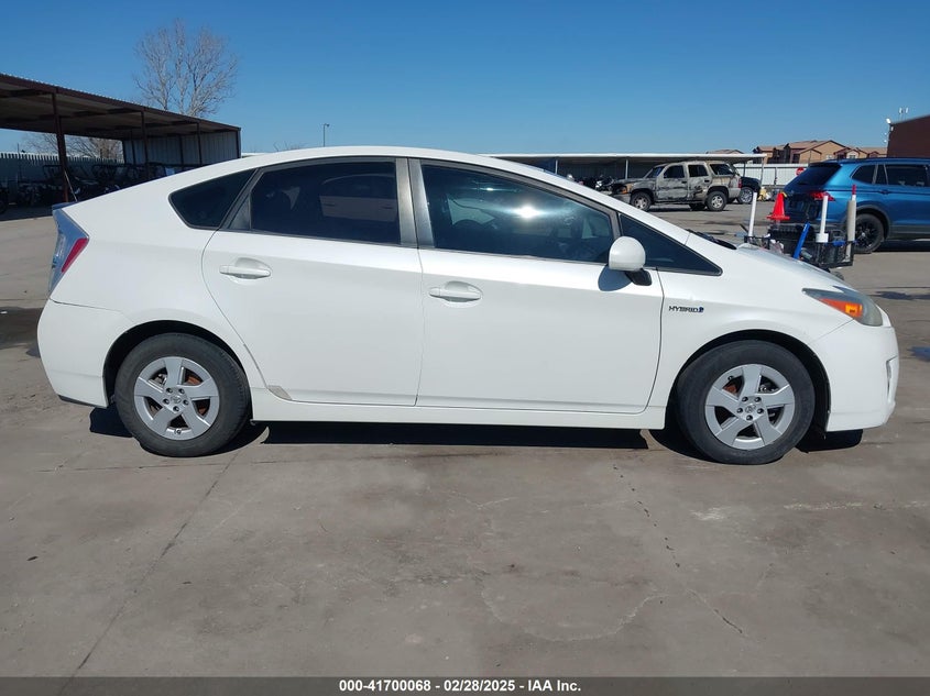 2011 TOYOTA PRIUS VIN: JTDKN3DU2B0280810