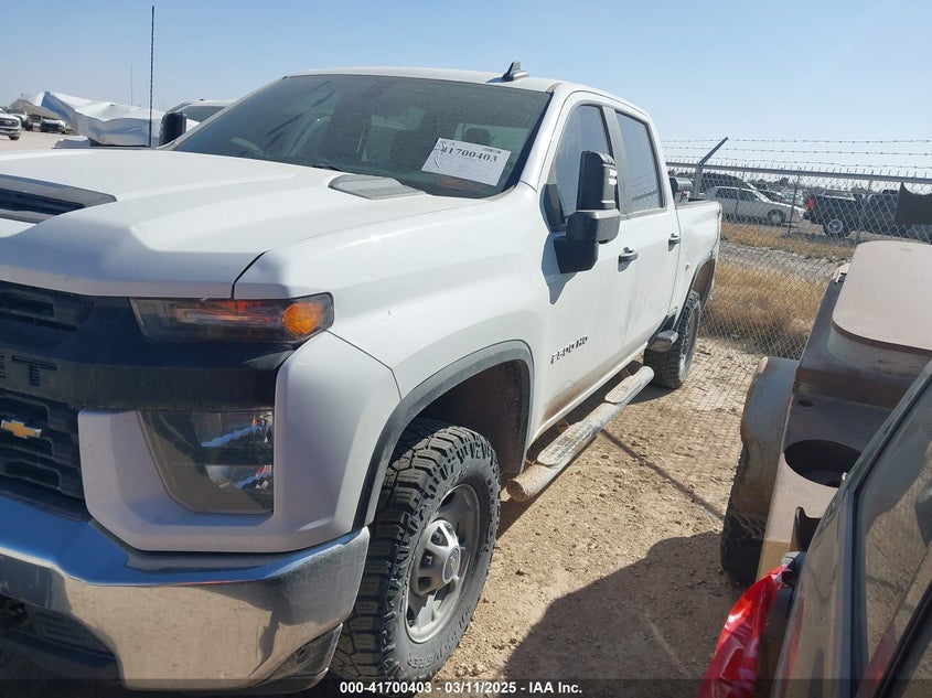 2021 Chevrolet Silverado, Оба бока, IAAI, VIN 1GC1YLE71MF257272 — фото 2