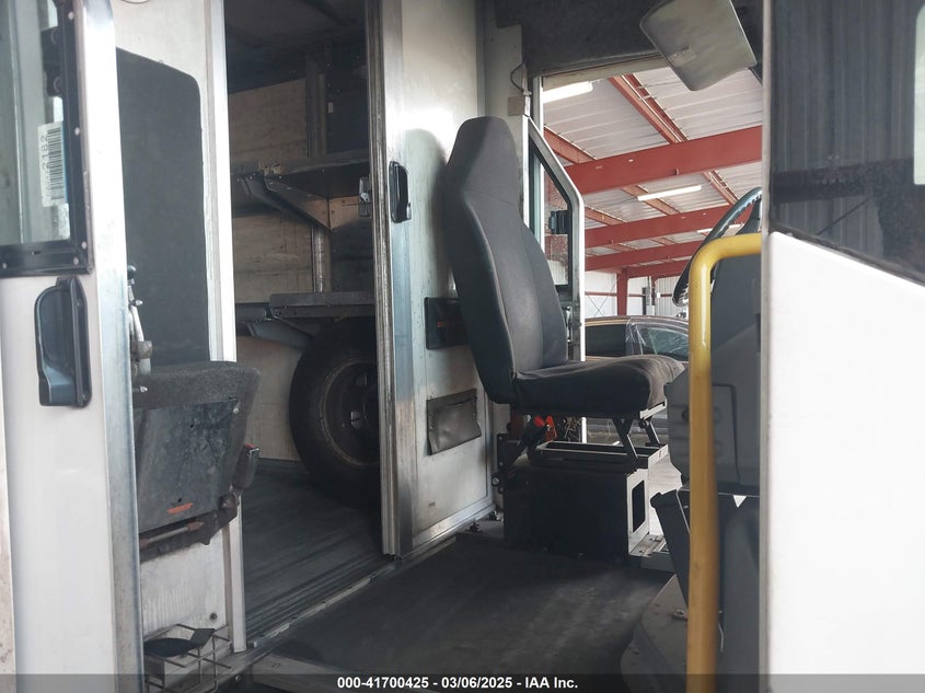 2016 Isuzu Npr VIN: JALB4T176G7W00645 Lot: 41700425