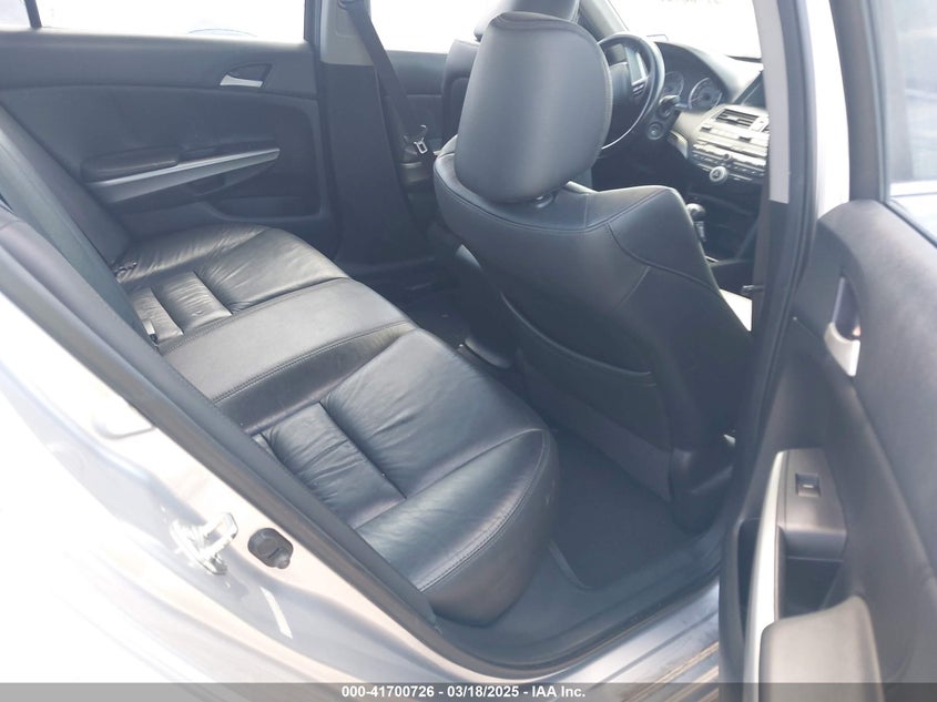 2008 HONDA ACCORD VIN: 1HGCP36828A086197