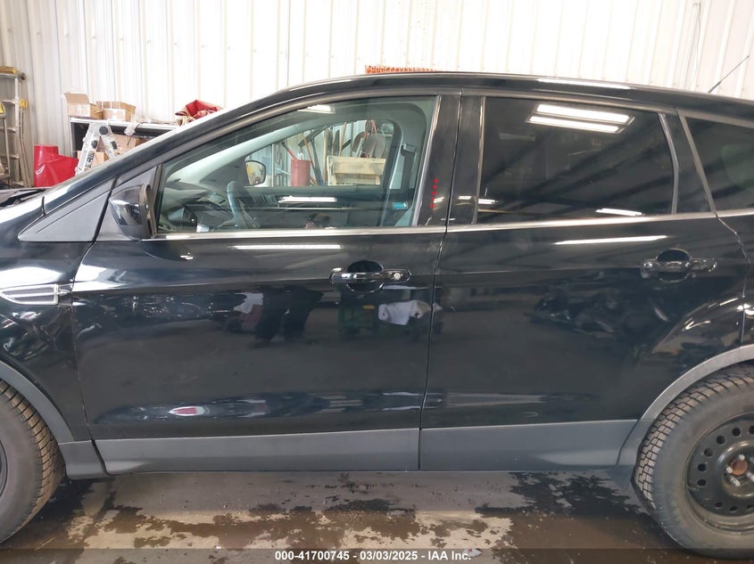 2016 FORD ESCAPE VIN: 1FMCU0G79GUC44426
