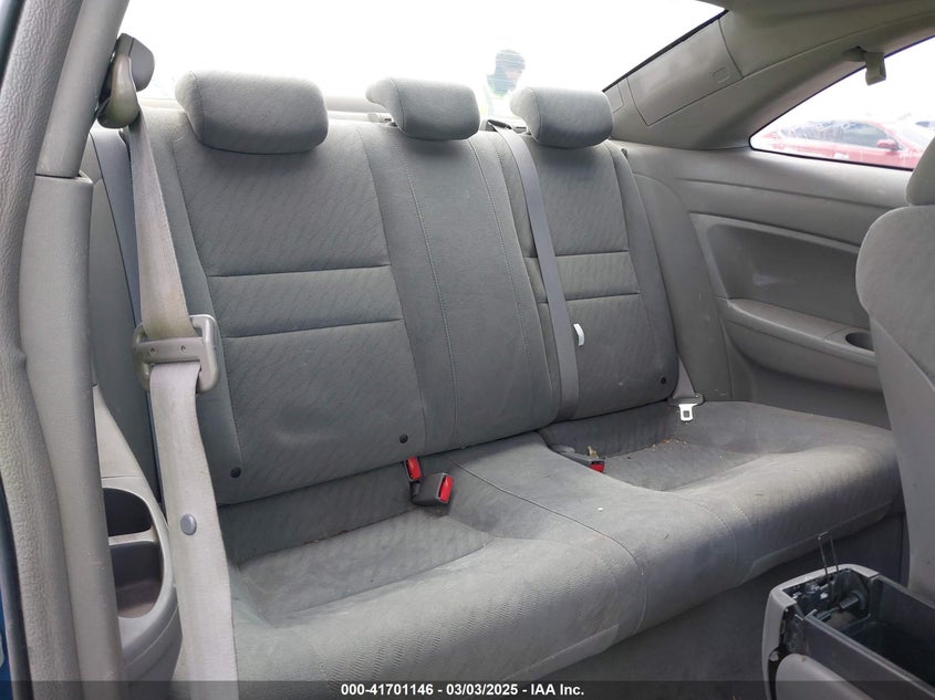 2010 HONDA CIVIC VIN: 2HGFG1B68AH501939