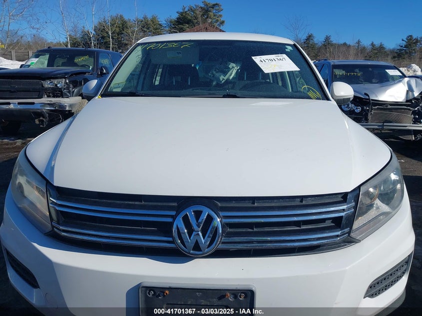 2012 VOLKSWAGEN TIGUAN VIN: WVGBV7AX8CW598785