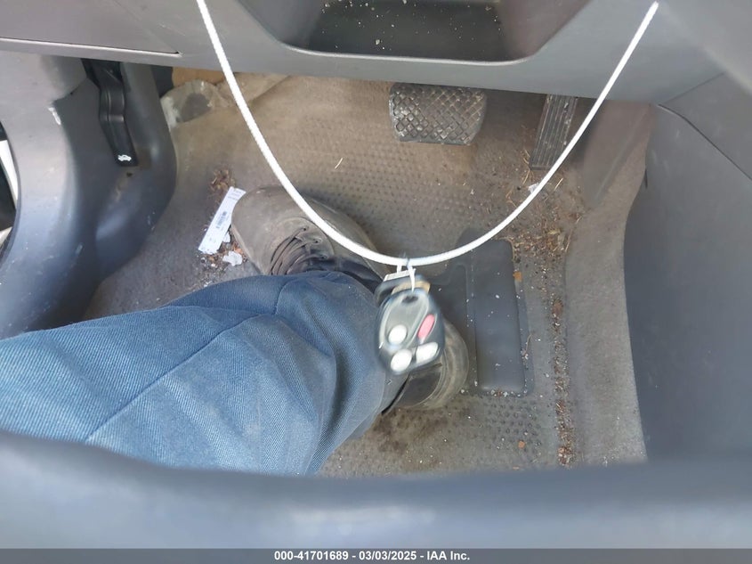 2007 SATURN ION VIN: 1G8AJ55F07Z180561