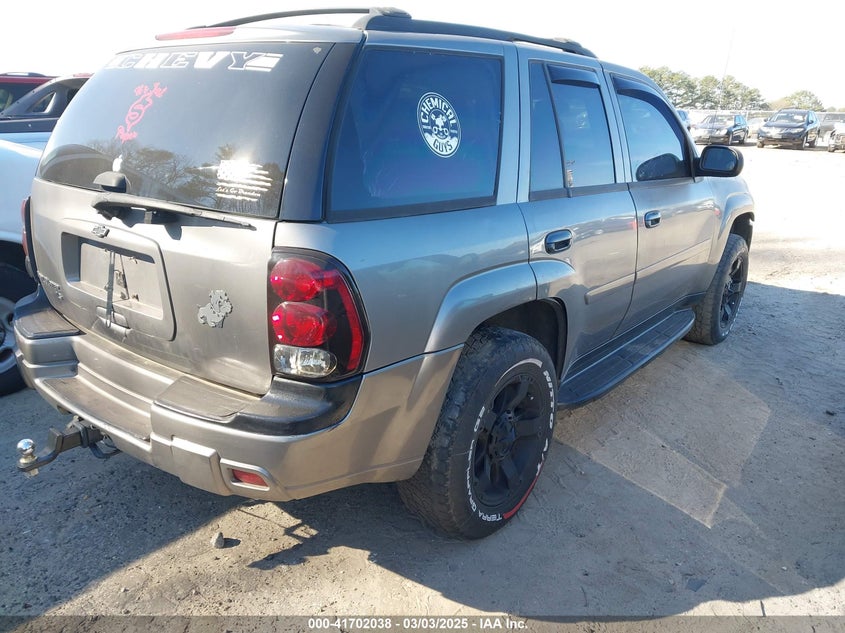2008 CHEVROLET TRAILBLAZER VIN: 1GNDS13S882204731