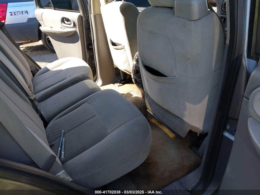 2008 CHEVROLET TRAILBLAZER VIN: 1GNDS13S882204731
