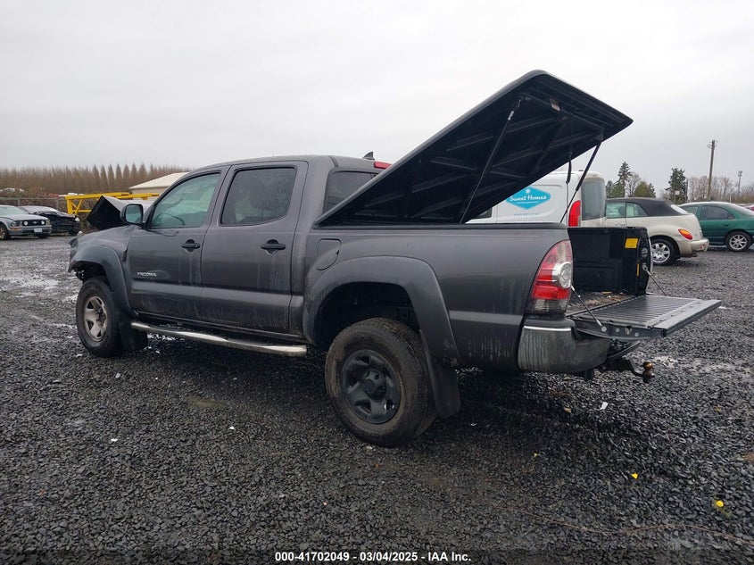 2015 TOYOTA TACOMA VIN: 5TFJU4GN3FX071081