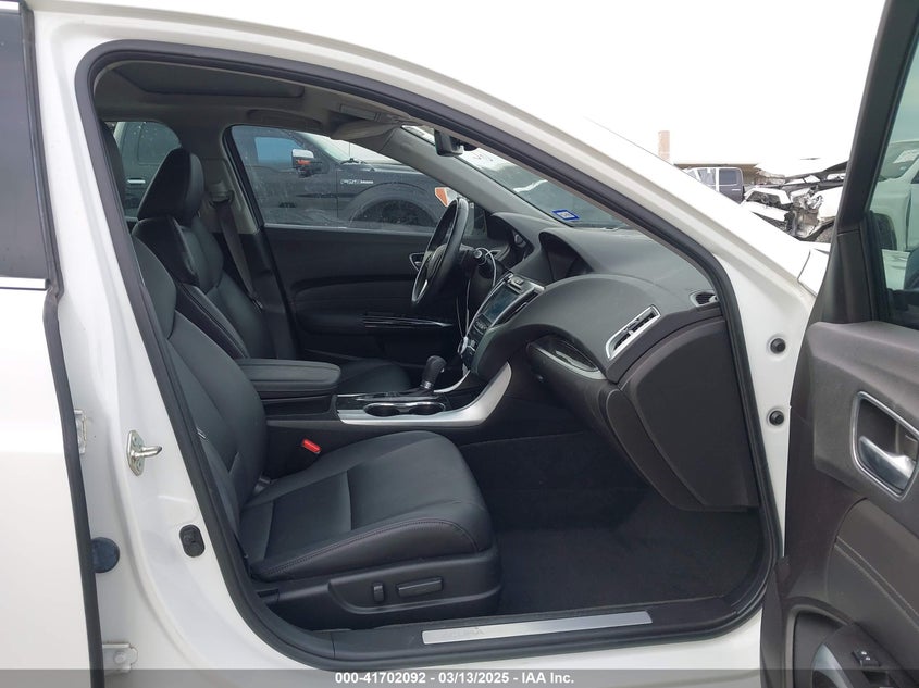 2018 ACURA TLX VIN: 19UUB1F37JA004207