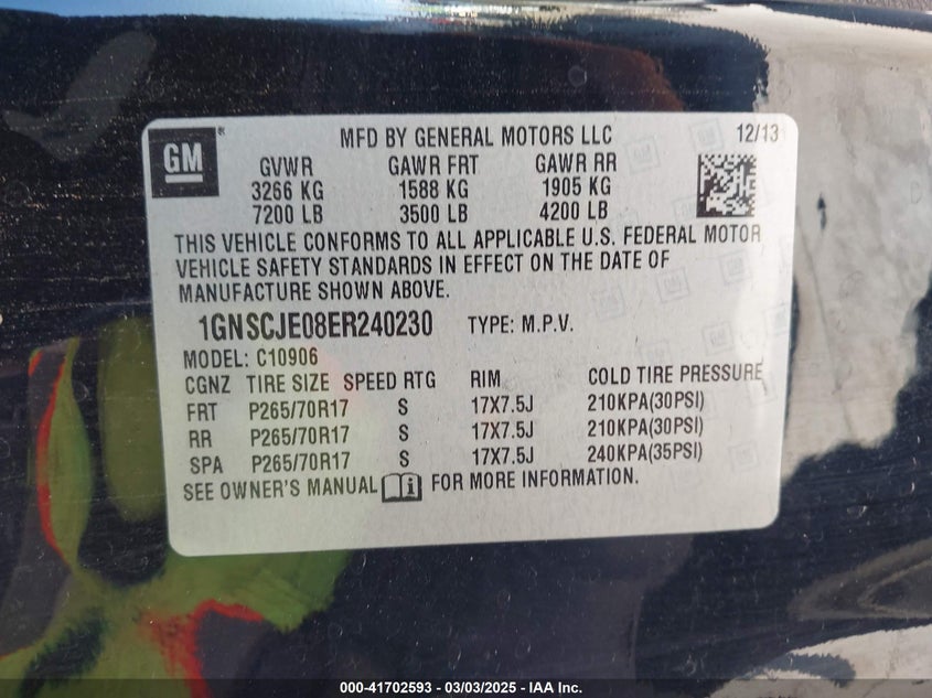 2014 CHEVROLET SUBURBAN 1500 VIN: 1GNSCJE08ER240230