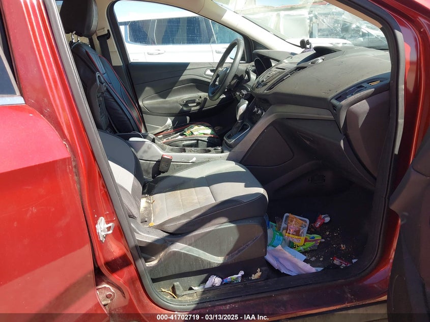 2014 FORD ESCAPE VIN: 1FMCU0GX1EUB33821
