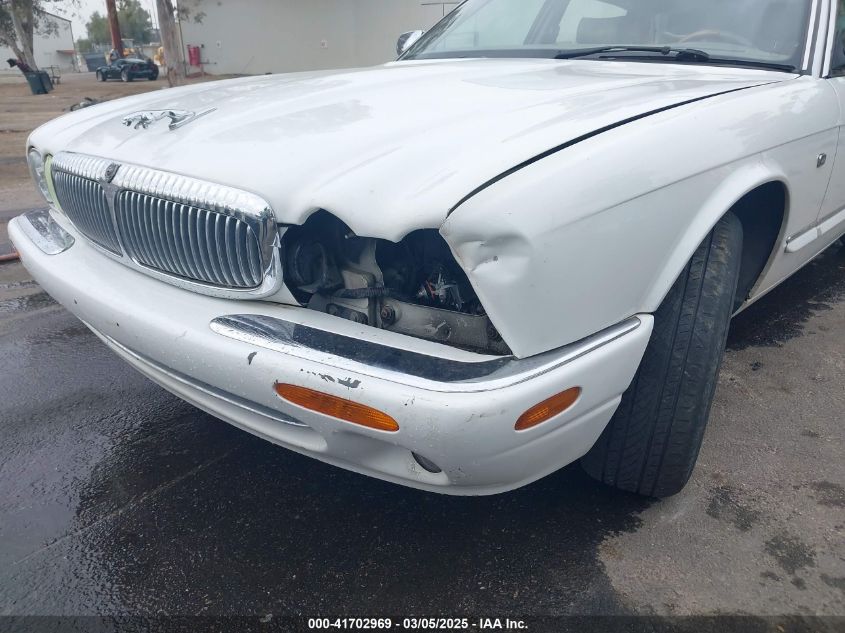 2000 Jaguar Xj8 Vanden Plas VIN: SAJDA24CXYLF08926 Lot: 41702969
