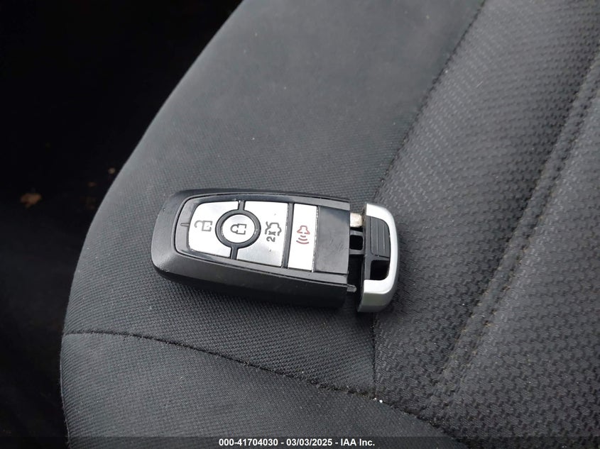 2017 FORD FUSION VIN: 3FA6P0H72HR253829