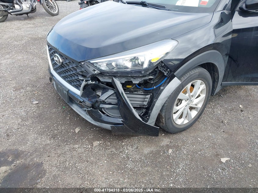 2019 HYUNDAI TUCSON SE - KM8J2CA46KU977863