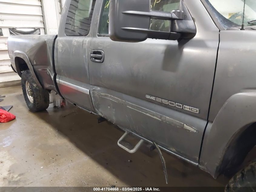 2002 GMC Sierra 2500Hd Sle VIN: 1GTHK29U92E215803 Lot: 41704668