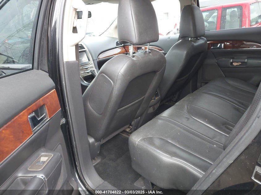 2011 LINCOLN MKX VIN: 2LMDJ6JK1BBJ23423