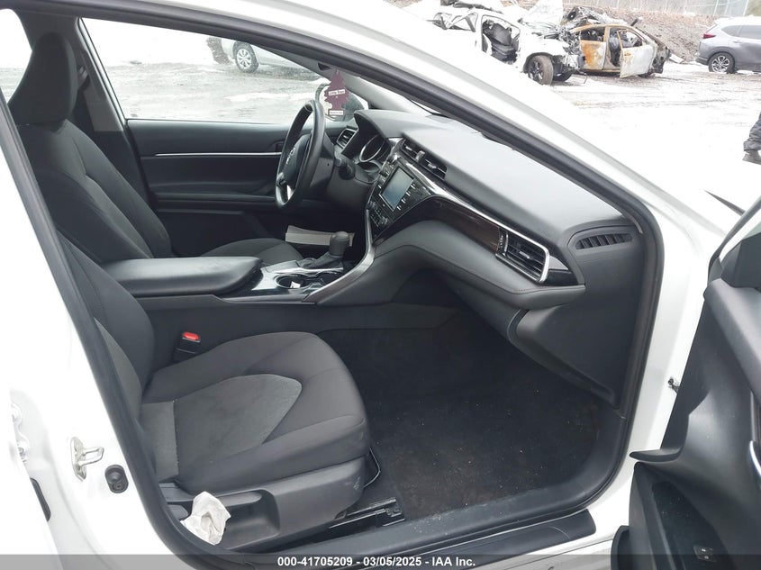 2020 TOYOTA CAMRY LE - 4T1L11AK7LU883202