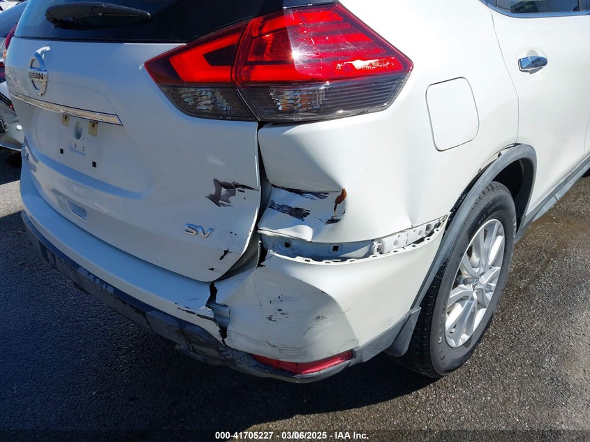 2017 NISSAN ROGUE SV - KNMAT2MT8HP608721