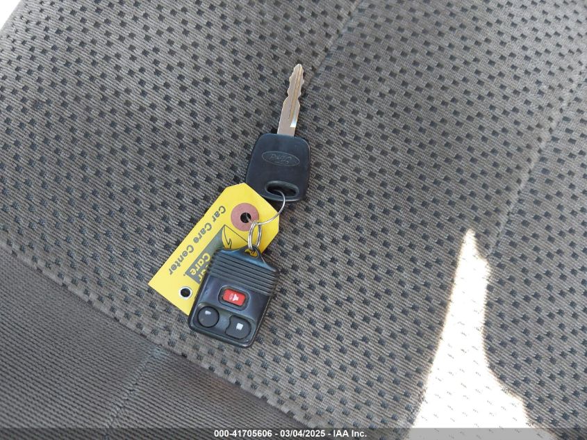 2002 Ford F-150 Lariat/Xl/Xlt VIN: 1FTRX18L22NA02913 Lot: 41705606