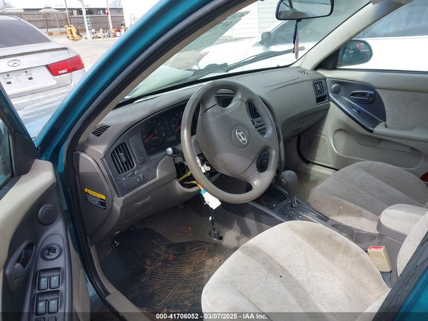2006 HYUNDAI ELANTRA VIN: KMHDN46D16U237680