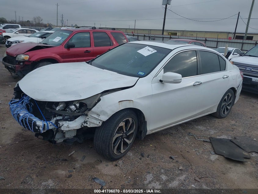 2016 HONDA ACCORD VIN: 1HGCR2F81GA056658