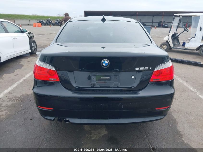 2008 BMW 528I VIN: WBANU53558CT18153 Lot: 41706261