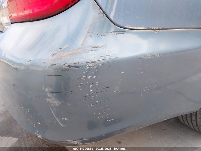 2004 Toyota Camry Le VIN: 4T1BE32K34U827463 Lot: 41706859