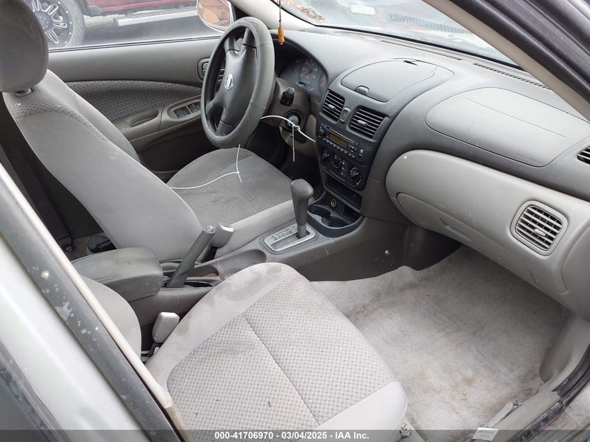 3N1CB51DX4L860294 2004 NISSAN SENTRA photo no. 5