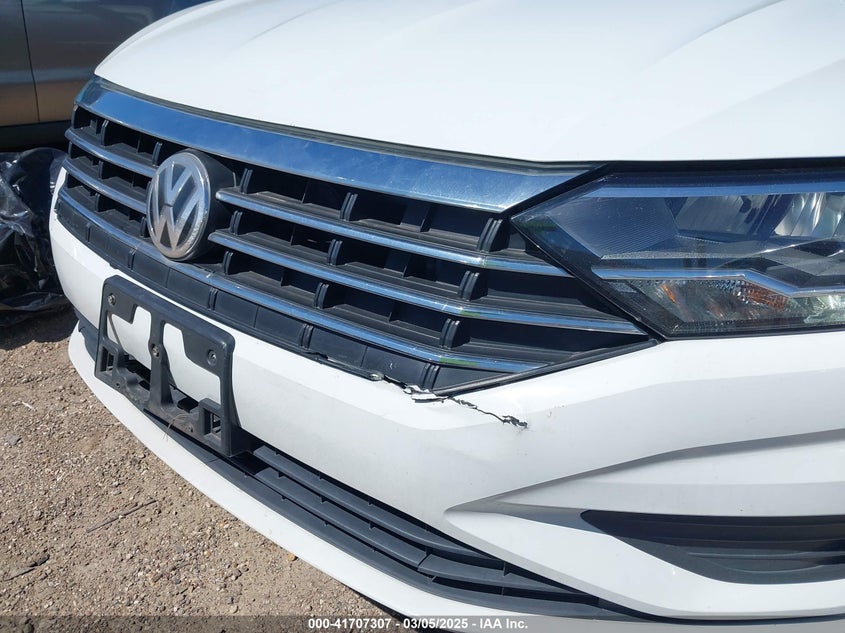 2019 VOLKSWAGEN JETTA VIN: 3VWC57BU1KM126095