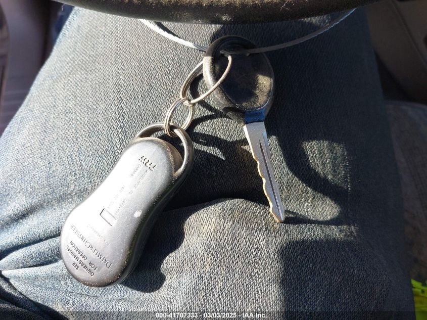 2002 Dodge Dakota Sport VIN: 1B7GG32N42S588254 Lot: 41707333