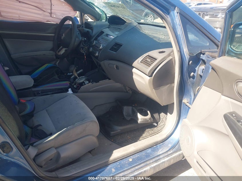 2008 HONDA CIVIC VIN: 1HGFA16818L089843