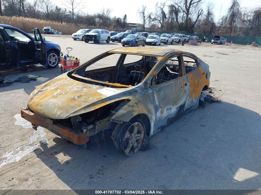 2013 HYUNDAI ELANTRA GLS - 5NPDH4AE2DH409329