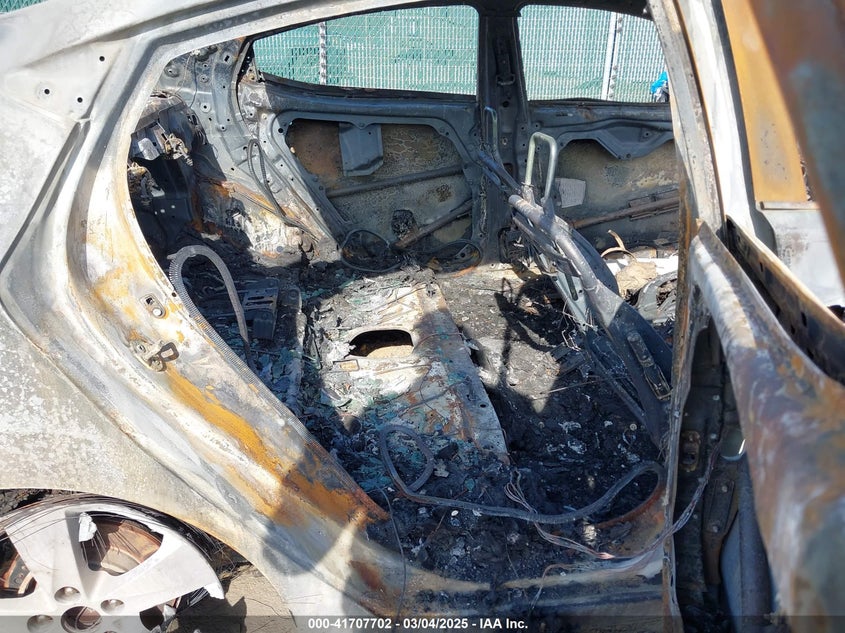 2013 HYUNDAI ELANTRA GLS - 5NPDH4AE2DH409329