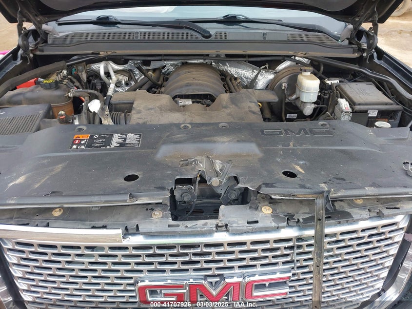 2015 GMC YUKON XL 1500 DENALI - 1GKS2JKJ7FR222817