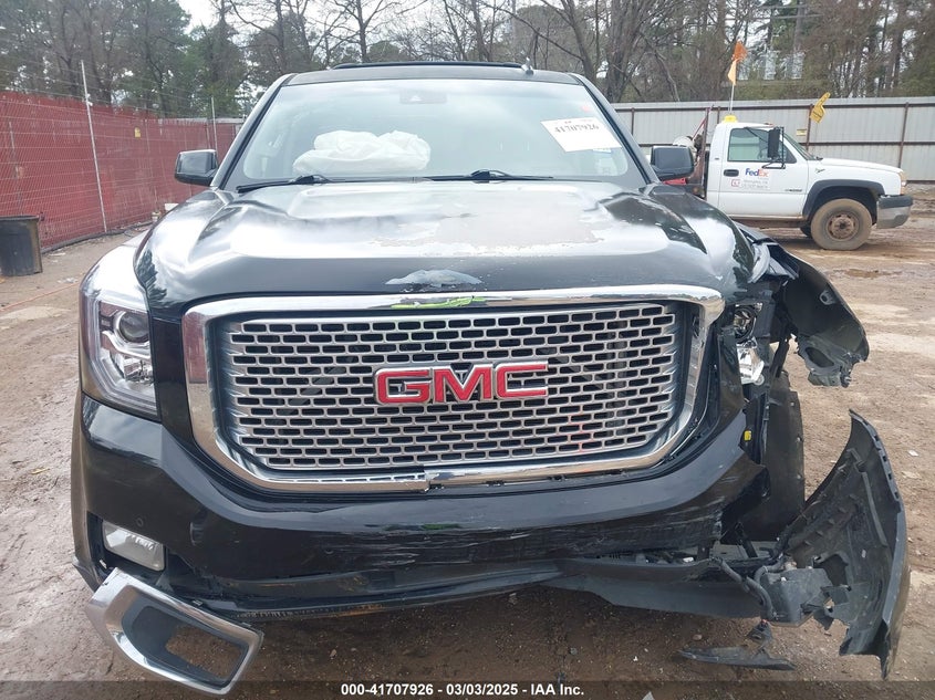 2015 GMC YUKON XL 1500 DENALI - 1GKS2JKJ7FR222817