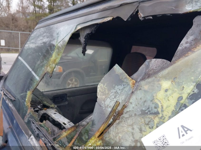 2000 Jeep Wrangler Sport VIN: 1J4FA49SXYP724018 Lot: 41707990