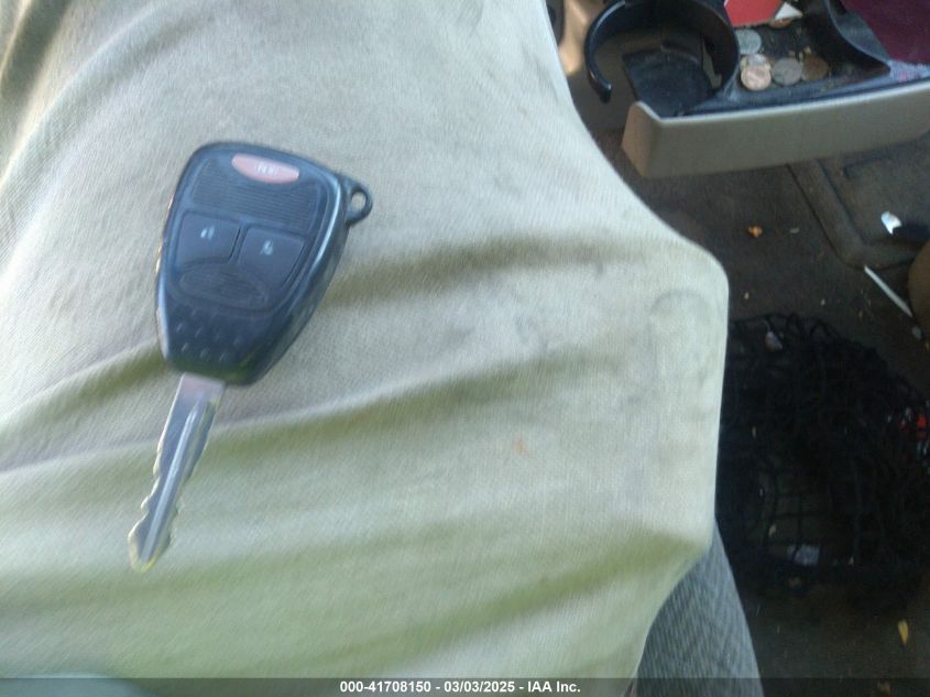 2005 Chrysler Town & Country Lx VIN: 2C4GP44R65R408543 Lot: 41708150