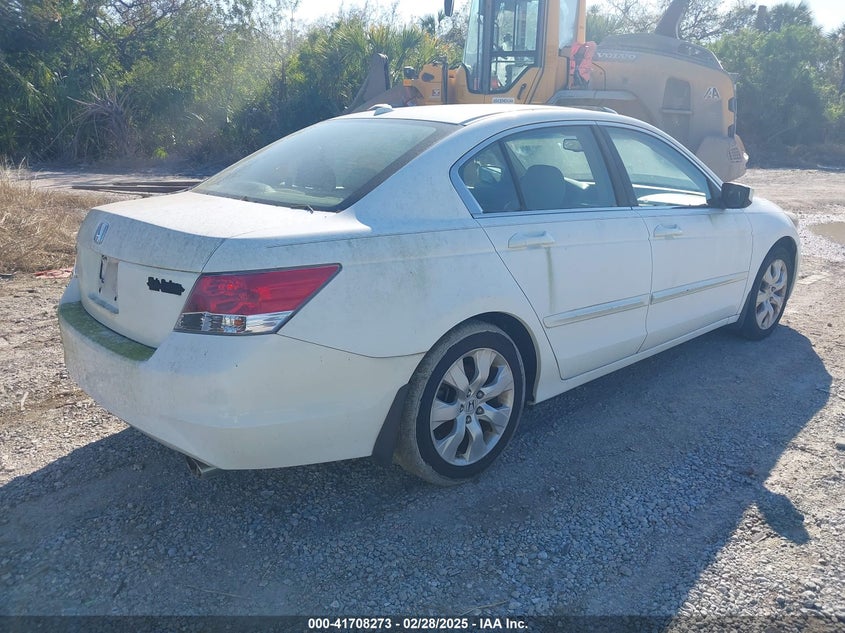 2008 HONDA ACCORD VIN: 1HGCP26898A150701