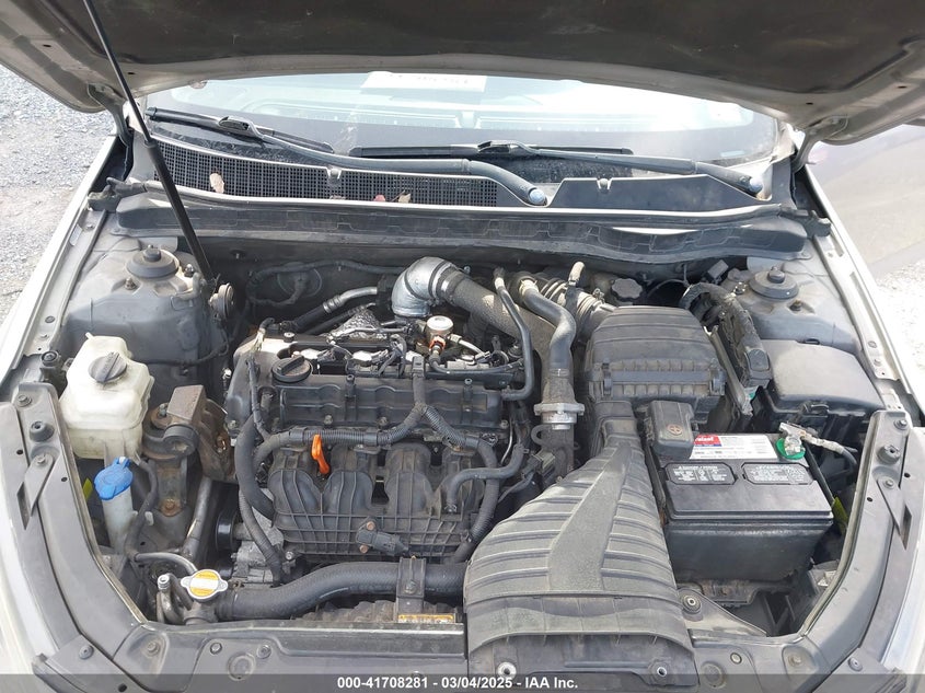 2012 KIA OPTIMA VIN: 5XXGR4A64CG061062