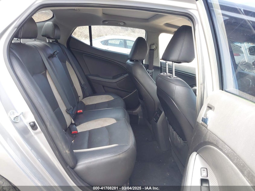 2012 KIA OPTIMA VIN: 5XXGR4A64CG061062