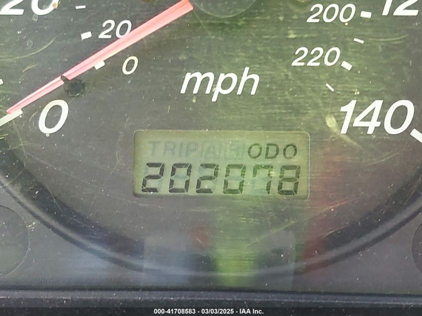 2000 Mazda Protege Es VIN: JM1BJ2215Y0283790 Lot: 41708583