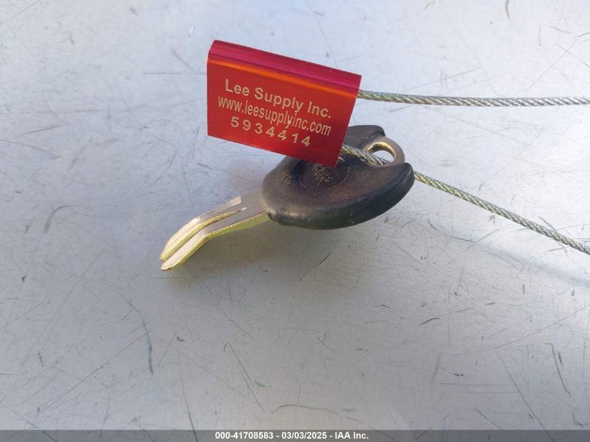 2000 Mazda Protege Es VIN: JM1BJ2215Y0283790 Lot: 41708583